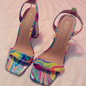 Trippy Rouge Heels Size 8